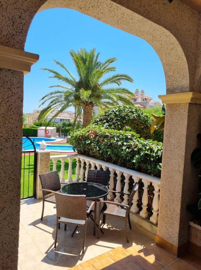 Bungalow Torrevieja Argonautas Eksteriør bilde