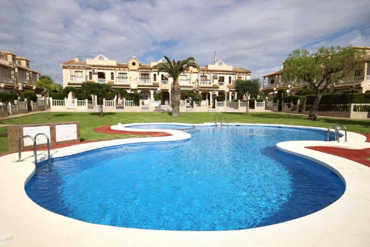 Bungalow Torrevieja Argonautas Eksteriør bilde