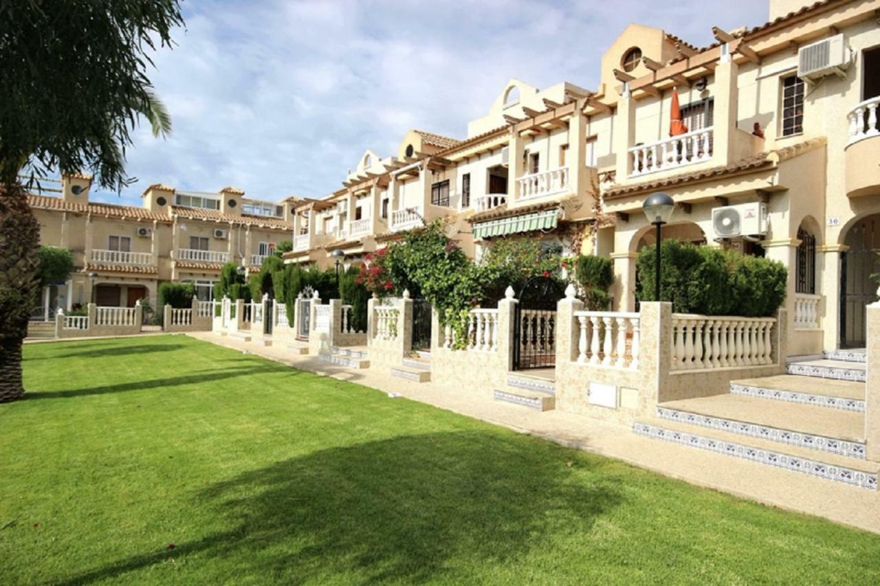 Bungalow Torrevieja Argonautas Eksteriør bilde